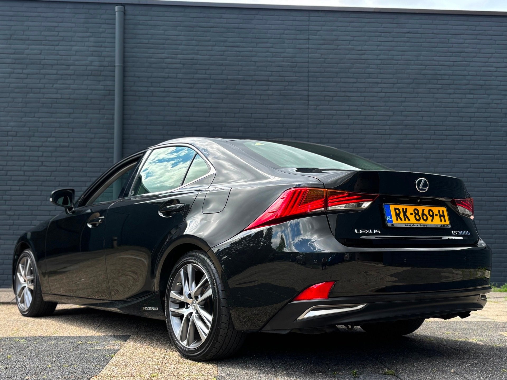 Lexus IS 300h Hybrid Business Line | Dealer Onderhouden | Fa, Automaat, Gebruikt, Bedrijf, Hybride Elektrisch/Benzine