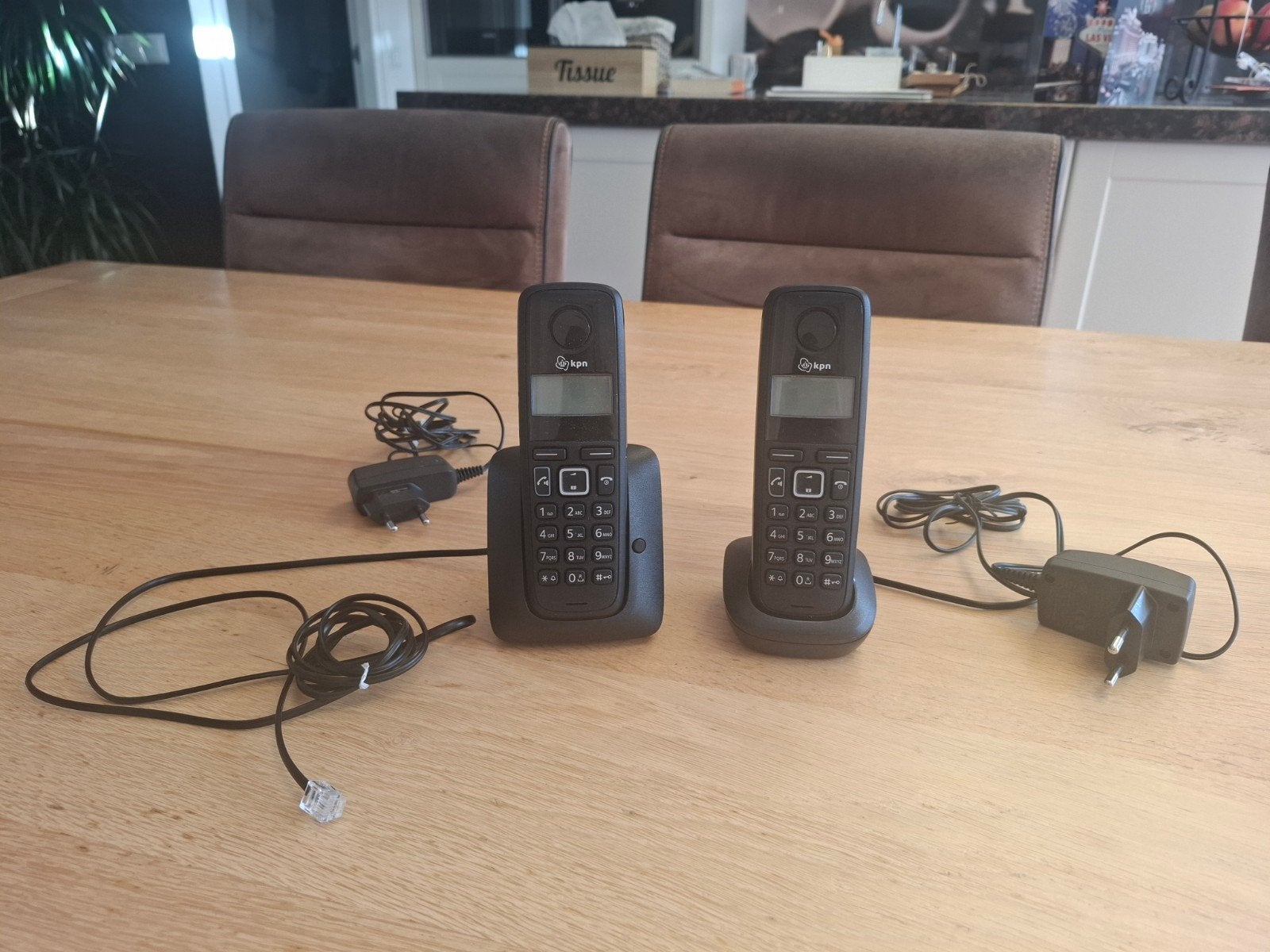 KPN Chicago Duo DECT telefoons - Set van 2, Telecommunicatie, Ophalen of Verzenden, Zo goed als nieuw, 2 handsets