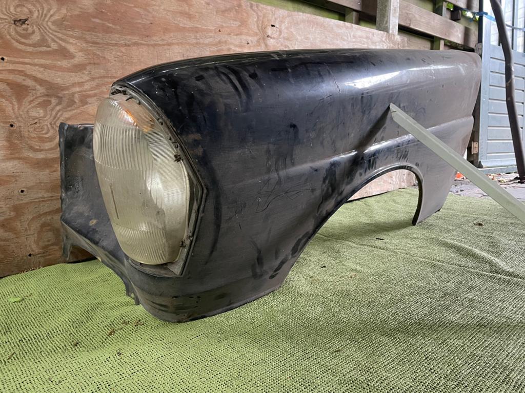 Voorschermen Mercedes W111, Auto-onderdelen, Carrosserie en Plaatwerk, Ophalen, Gebruikt, Rechts, Spatbord