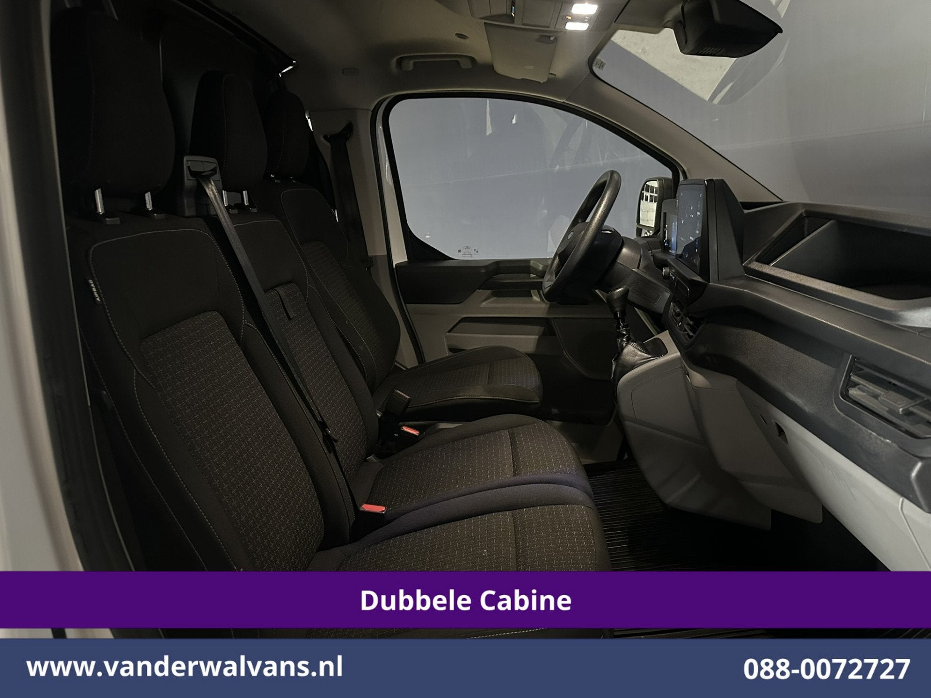 Ford Transit Custom 2.0 TDCI L2H1 Dubbele Cabine Euro6 Airco, Voorwielaandrijving, Dealer onderhouden, 4 cilinders, 2000 kg