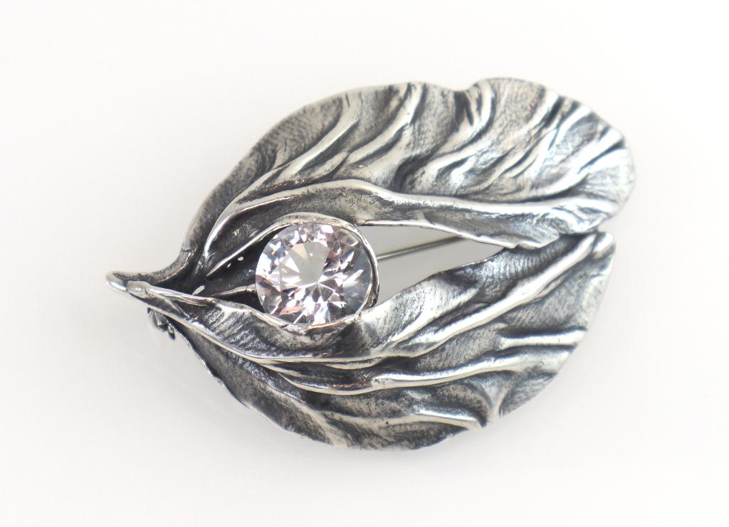 Vintage zilveren broche met facet geslepen bergkristal, Sieraden, Tassen en Uiterlijk, Antieke sieraden, Ophalen of Verzenden