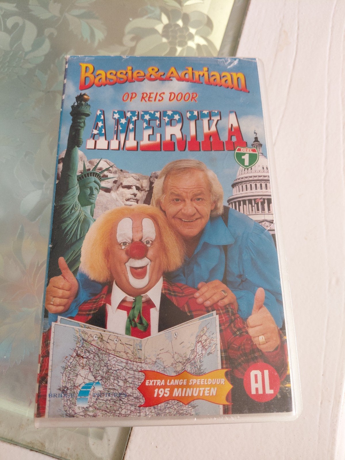 Bassie en Adriaan op zoek in Amerika deel 1 dubbelbox, Cd's en Dvd's, Boxset, Gebruikt, Ophalen of Verzenden, Kinderprogramma of -film
