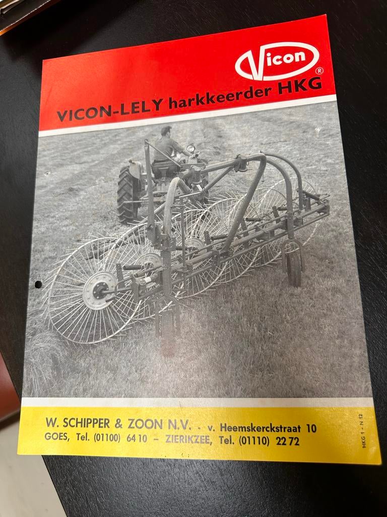 Oude folder Vicon-Lely harkkeerder HKG jaren '60, Ophalen of Verzenden, Gebruikt, Overige typen