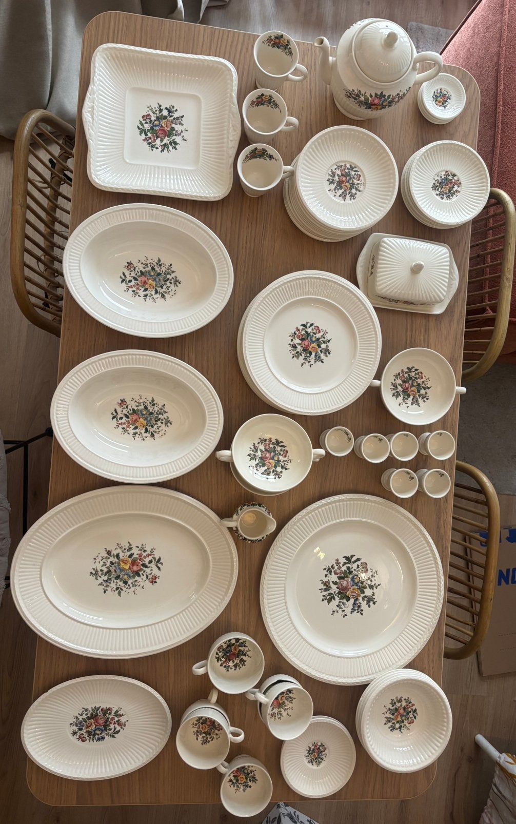 Wedgwood Conway, Ophalen