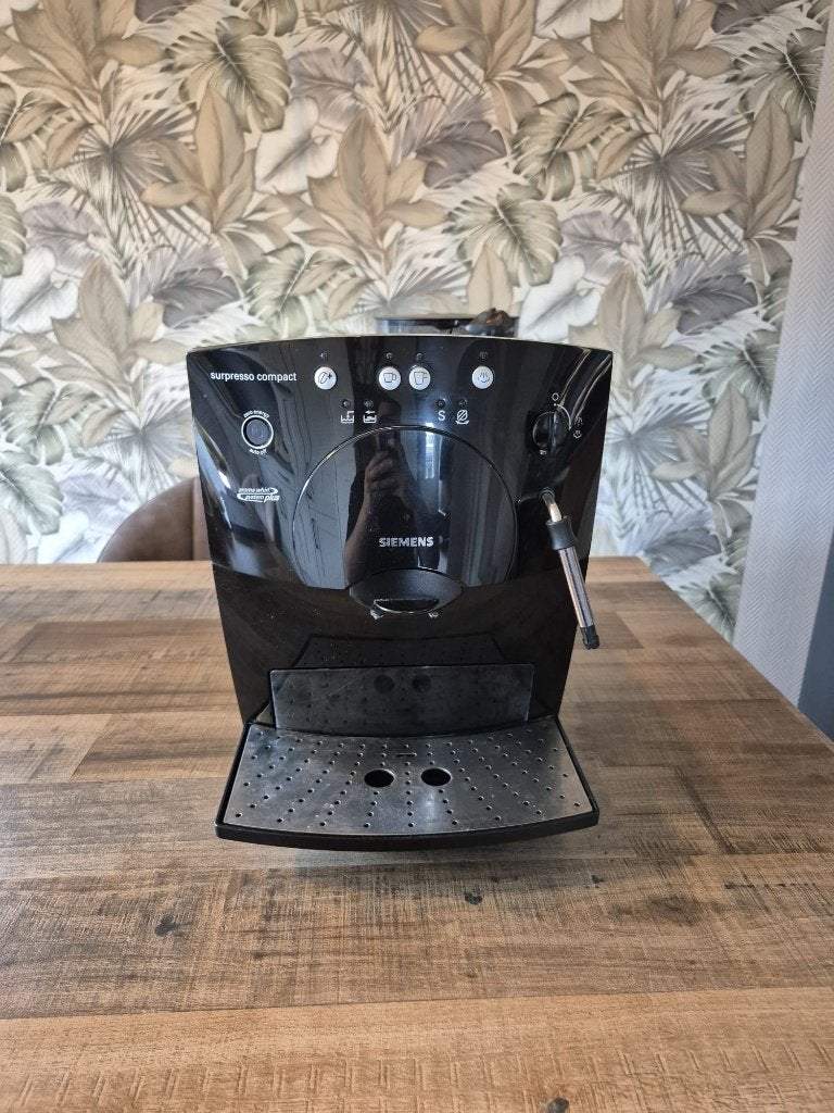 Siemens Surpresso Compact TK53009 koffiemachine, Ophalen, Afneembaar waterreservoir, Gebruikt, Koffiemachine