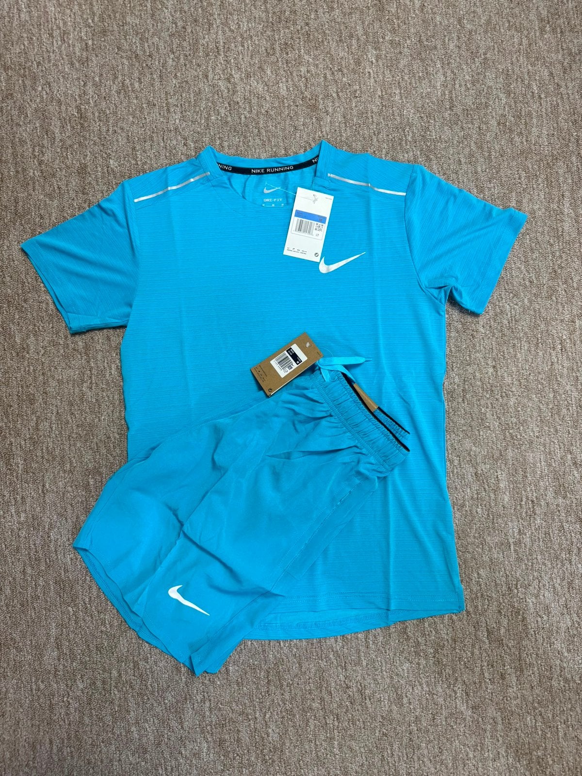 Nike setje, Ophalen of Verzenden, Zo goed als nieuw