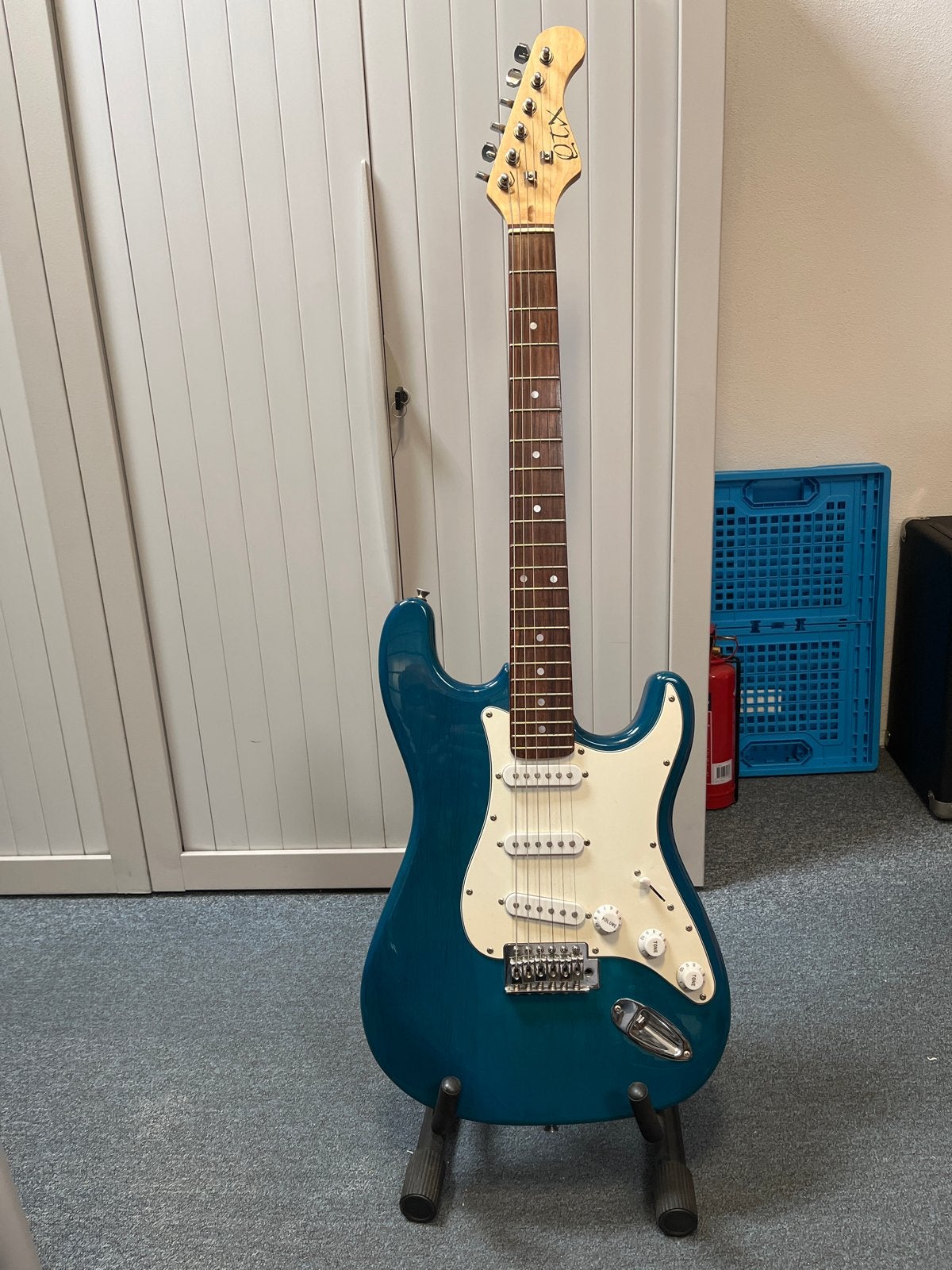 QTX Elektrische Gitaar - Zo goed als nieuw, Ophalen, Zo goed als nieuw, Solid body, Overige merken