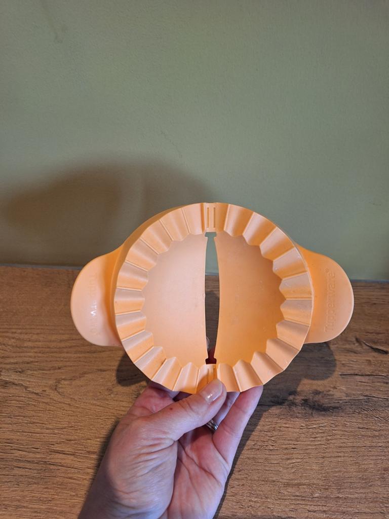 Tupperware Ravioli / Appelflappen Maker, Ophalen of Verzenden, Zo goed als nieuw, Overige typen