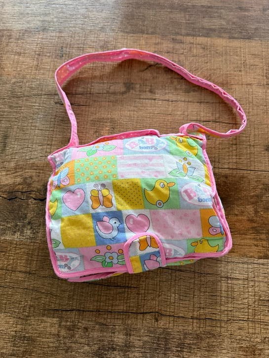 Luiertas met spulletjes, Kinderen en Baby's, Luiertassen, Verzorgingstas, Meerkleurig, Gebruikt, Overige merken