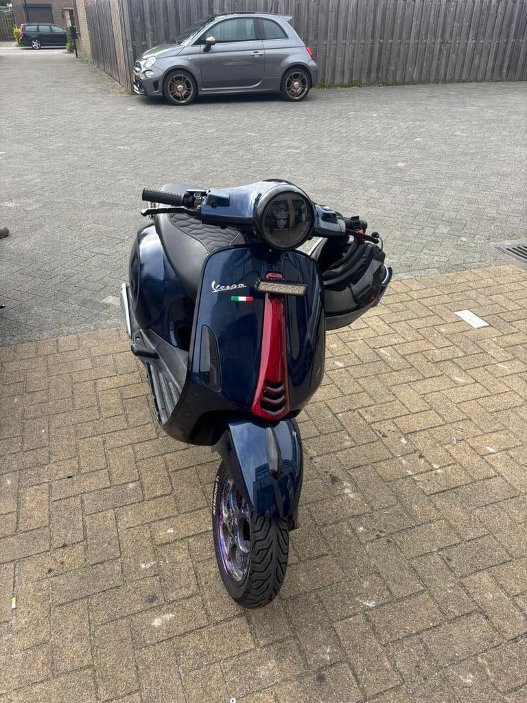 Moet zsm weg Vespa 125cc 2-takt ook teruil, Fietsen en Brommers, Brommeronderdelen | Scooters, Gebruikt, Vespa, Blok, Ophalen