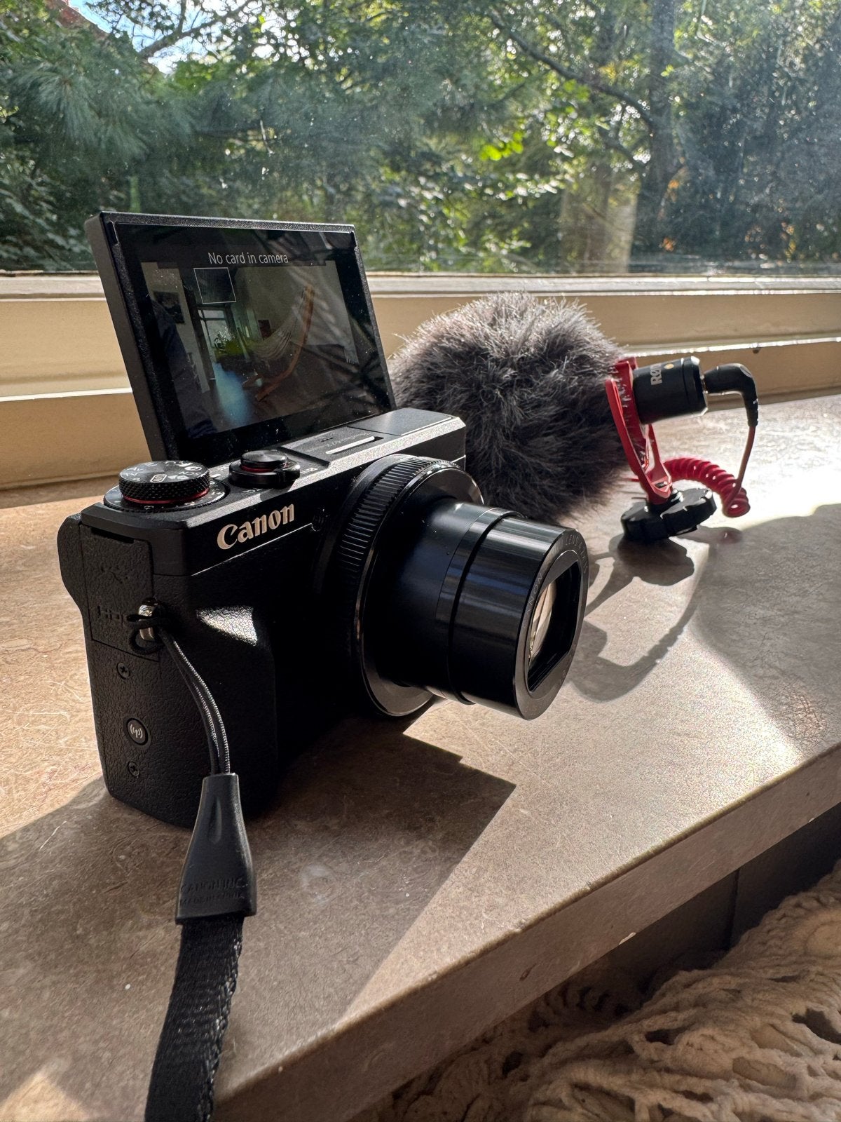 Foto 4 van Canon G7X Mark III Vlog Kit + Rode Microfoon