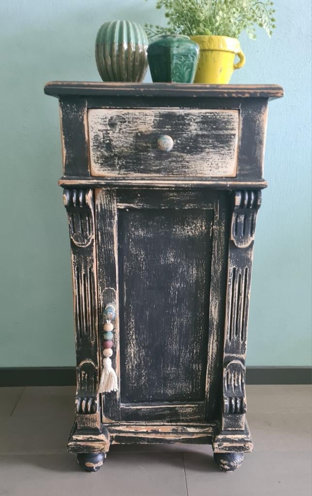 Stoer brocante landelijk kastje nachtkastje halkastje zwart, Huis en Inrichting, Ophalen, Zo goed als nieuw