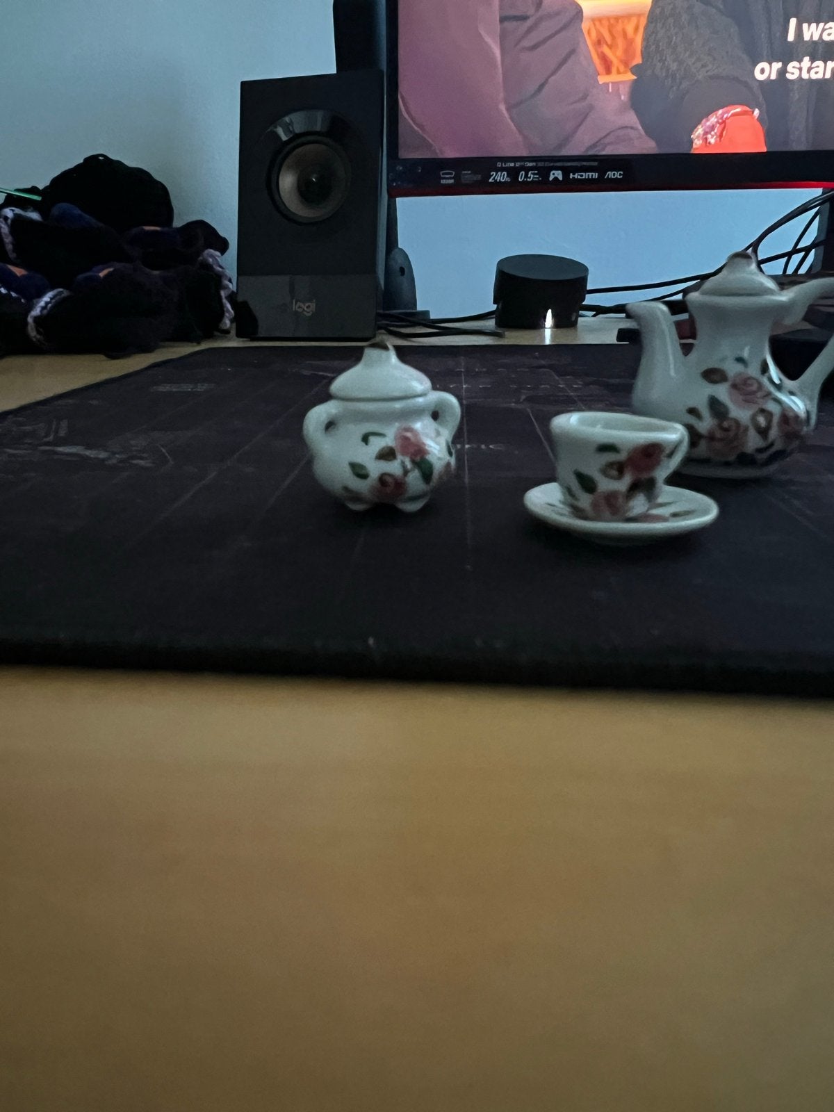 Miniatuur theeserviesje met rozenmotief, Ophalen of Verzenden