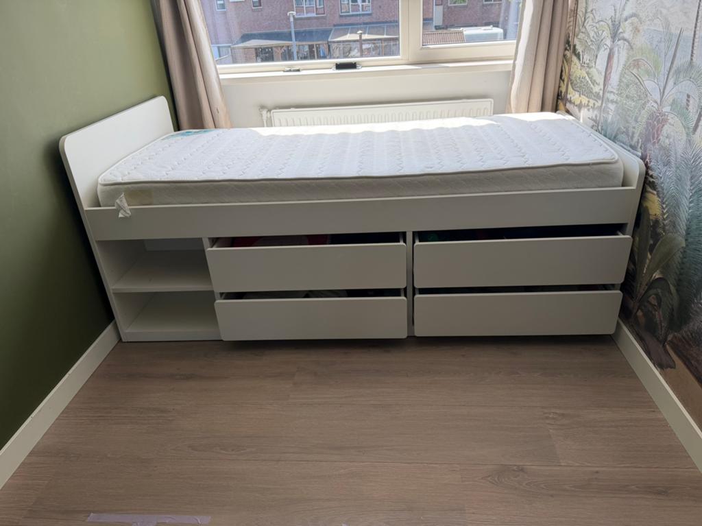 Bed gratis af te halen, Huis en Inrichting, Ophalen, Zo goed als nieuw, Eenpersoons