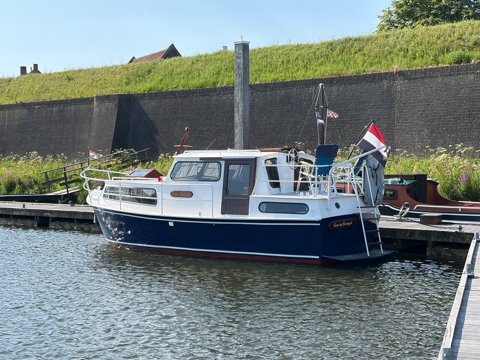 Stalen kruiser 8m x 3,20m – ruim, stabiel en vaarklaar, Watersport en Boten, Overige merken, Gebruikt, Diesel, Kruiser