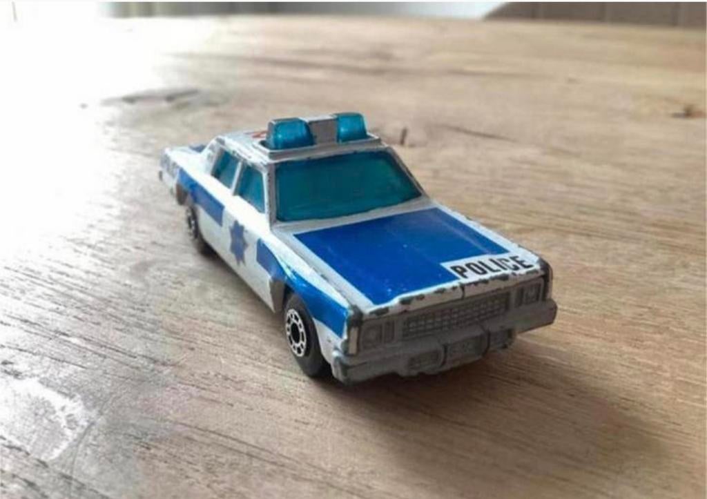 Matchbox Plymouth Gran Fury Police – G12 – Made in Macau, Ophalen of Verzenden, Gebruikt, Auto