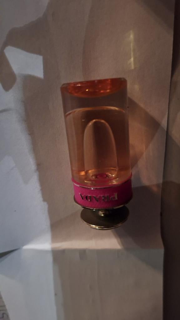 Prada Parfum Miniatuur - Zeldzaam Collectie Item, Ophalen, Zo goed als nieuw