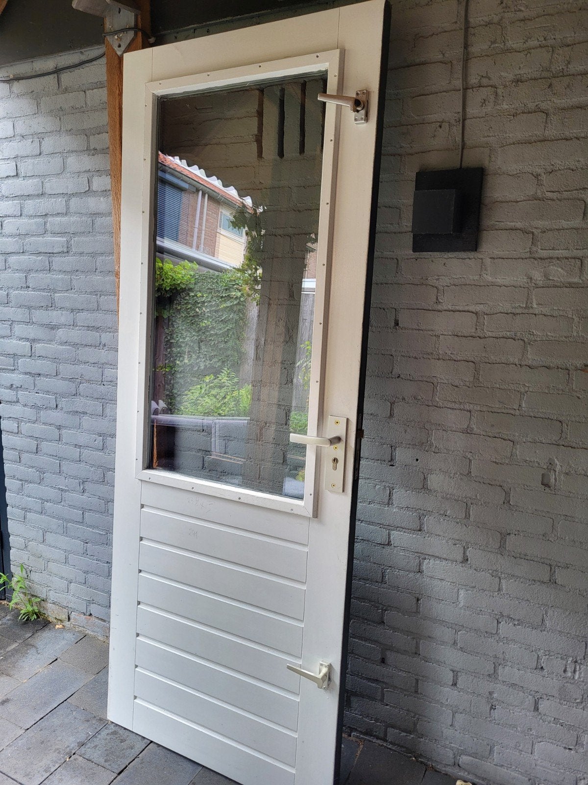 Hardhouten achterdeur 82,5x211,wit/antraciet, rechtsdraaiend, Ophalen, 200 tot 215 cm, Glas, Buitendeur