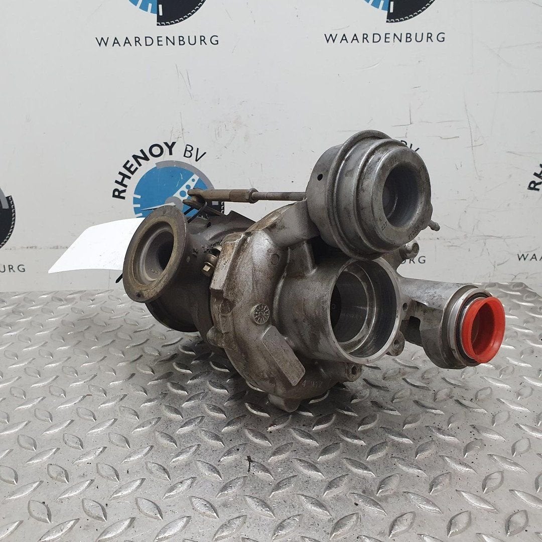 BMW 5 SERIES TURBO 2015, Ophalen of Verzenden, Gebruikt, Stiba lid