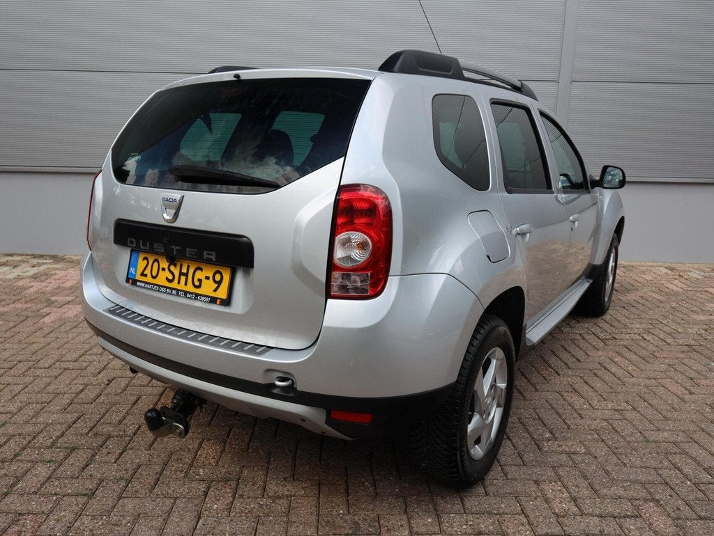 Dacia Duster 1.6 Lauréate (Vol-Opties!) 100% Onderhouden, Voorwielaandrijving, Euro 5, Gebruikt, 4 cilinders