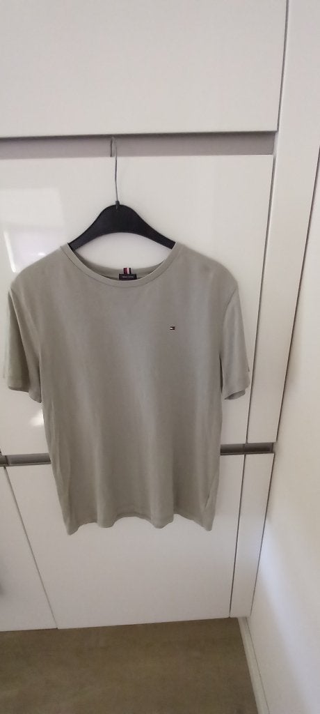 Tommy Hilfiger grijs shirt maat 176., Kinderen en Baby's, Kinderkleding | Maat 176, Gebruikt, Ophalen of Verzenden, Tommy Hilfiger