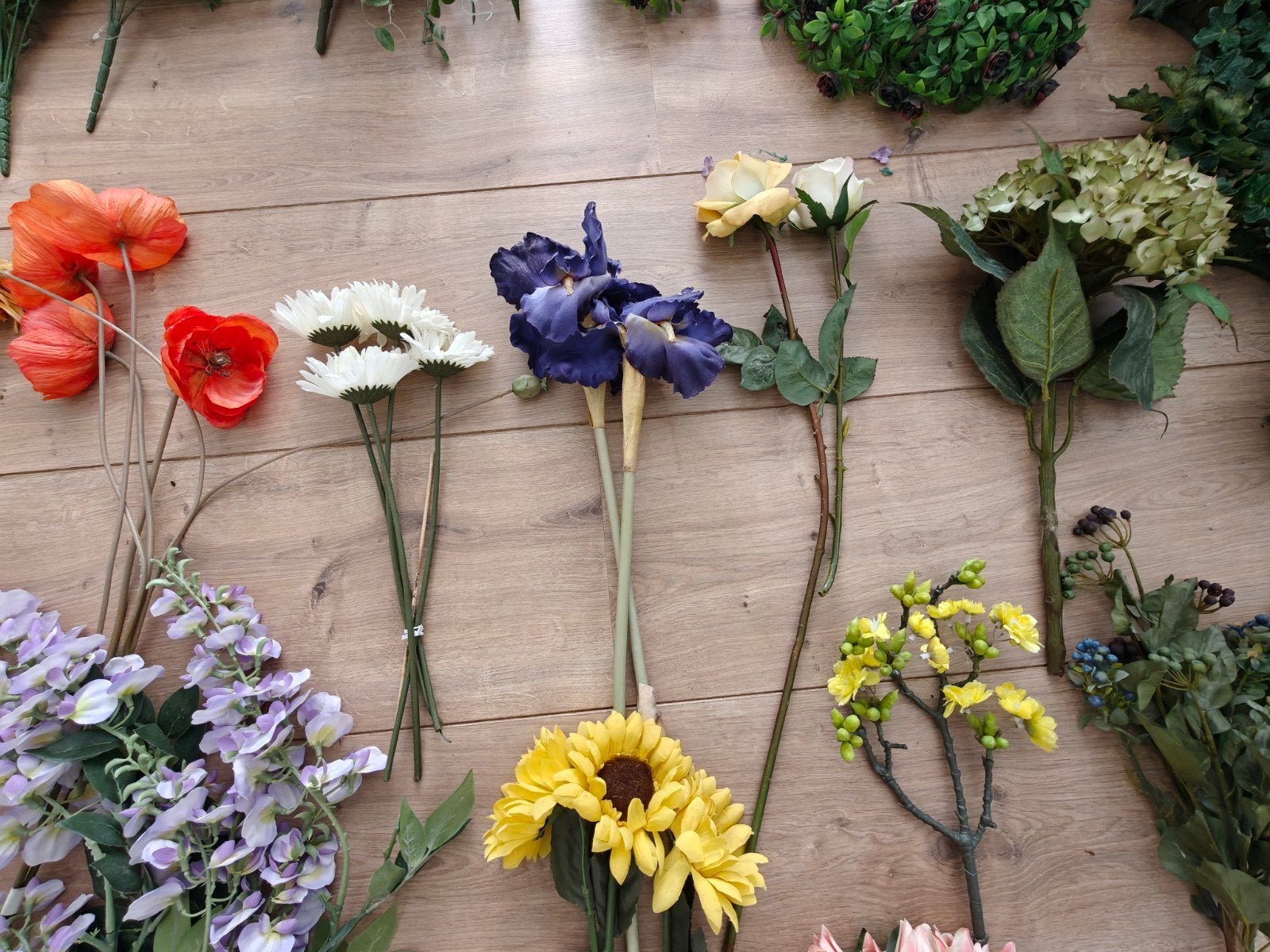 Grote partij kunstbloemen en -takken, Ophalen, Binnen, Gebruikt, Kunstbloem