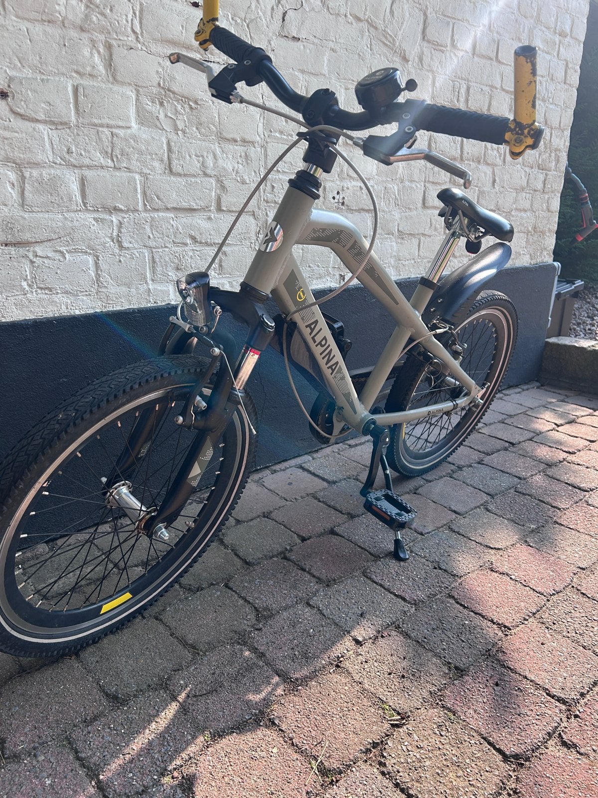 Alpina trial fiets - ZGAN- olijf groen - 20 inch, Terugtraprem, Minder dan 49 cm, Zo goed als nieuw, Ophalen