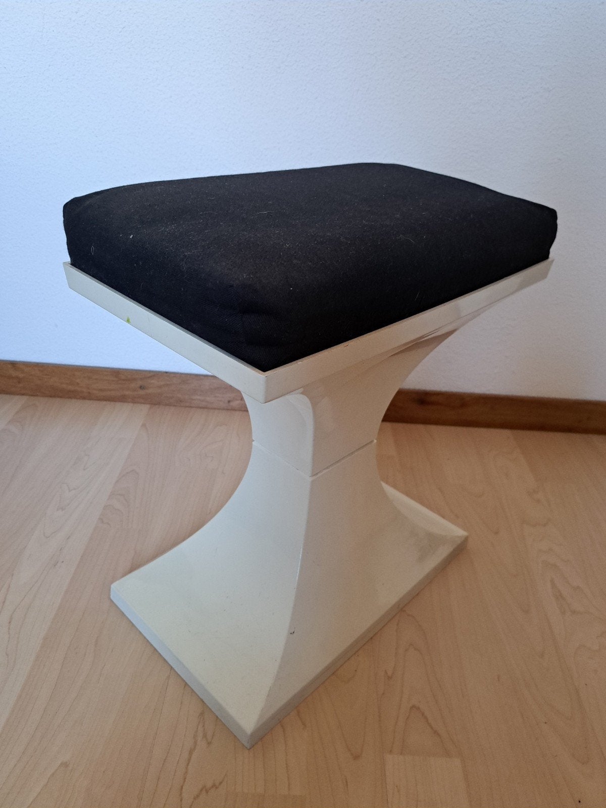 Vintage Flare Space Age kruk / poef - jaren 70 design, Ophalen