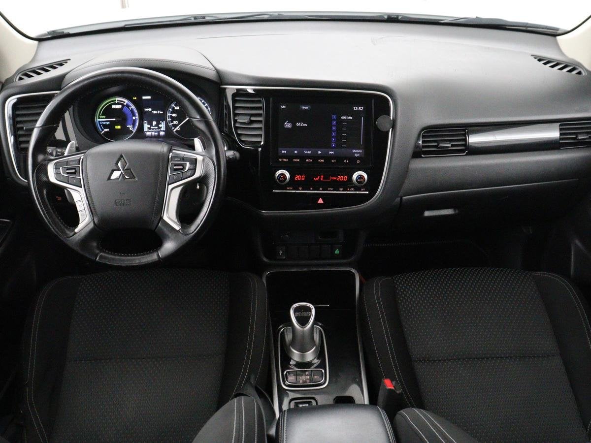 Mitsubishi Outlander 2.4 PHEV Pure+ | SOH 71,6% | Stoelverwa, Automaat, Euro 6, 4 cilinders, 1865 kg