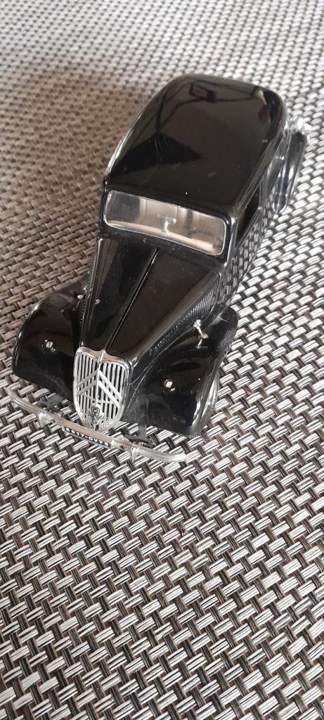 Citroën T.A. 15 CV 1/24, Hobby en Vrije tijd, Modelauto's | 1:24, Ophalen of Verzenden, Bburago