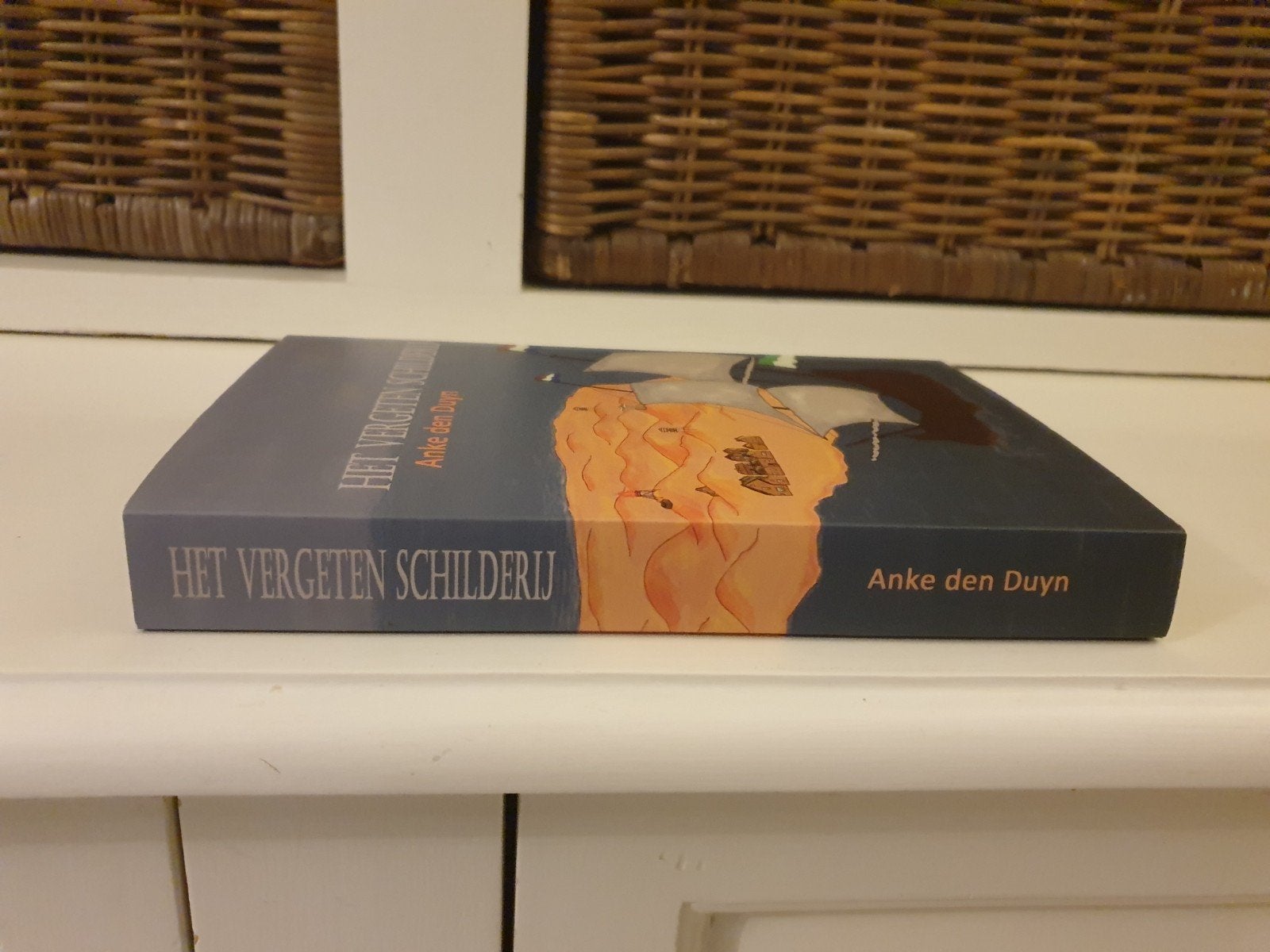 Anke den duyn - Het vergeten schilderij, Ophalen of Verzenden, Gelezen