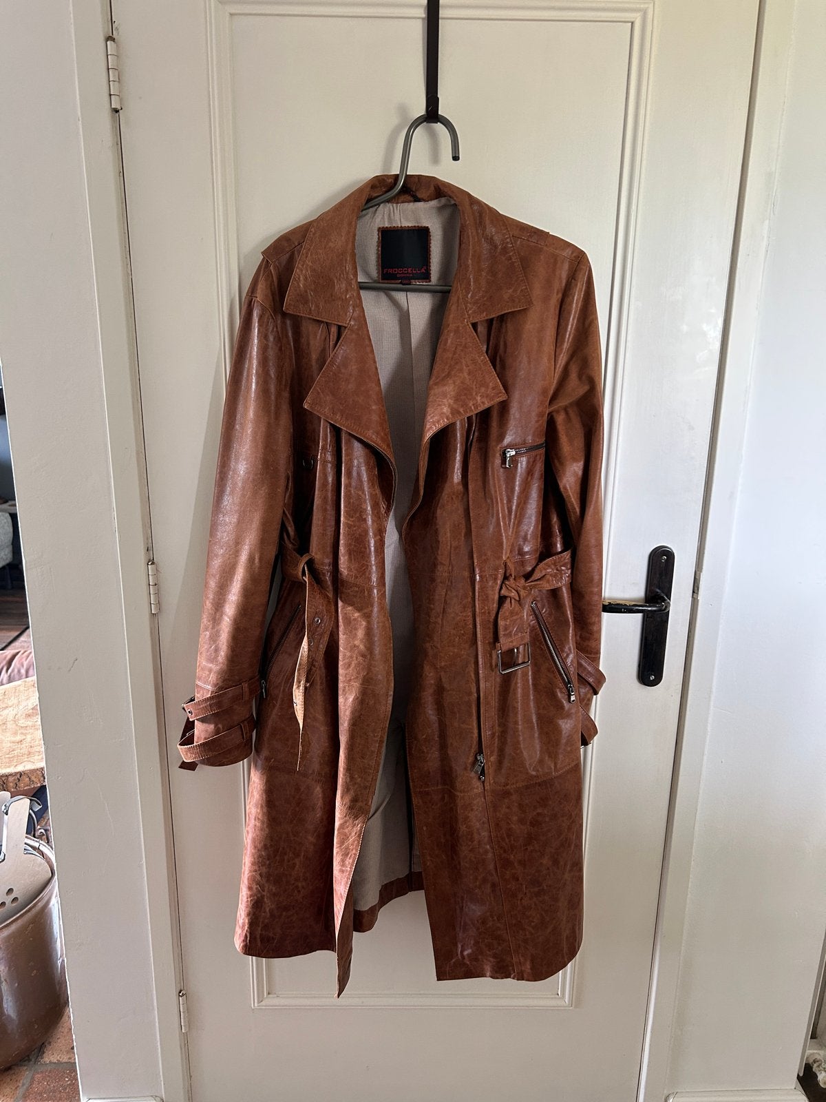Leren trenchcoat bruin - Froccella, Ophalen, Zo goed als nieuw, Maat 46/48 (XL) of groter, Bruin