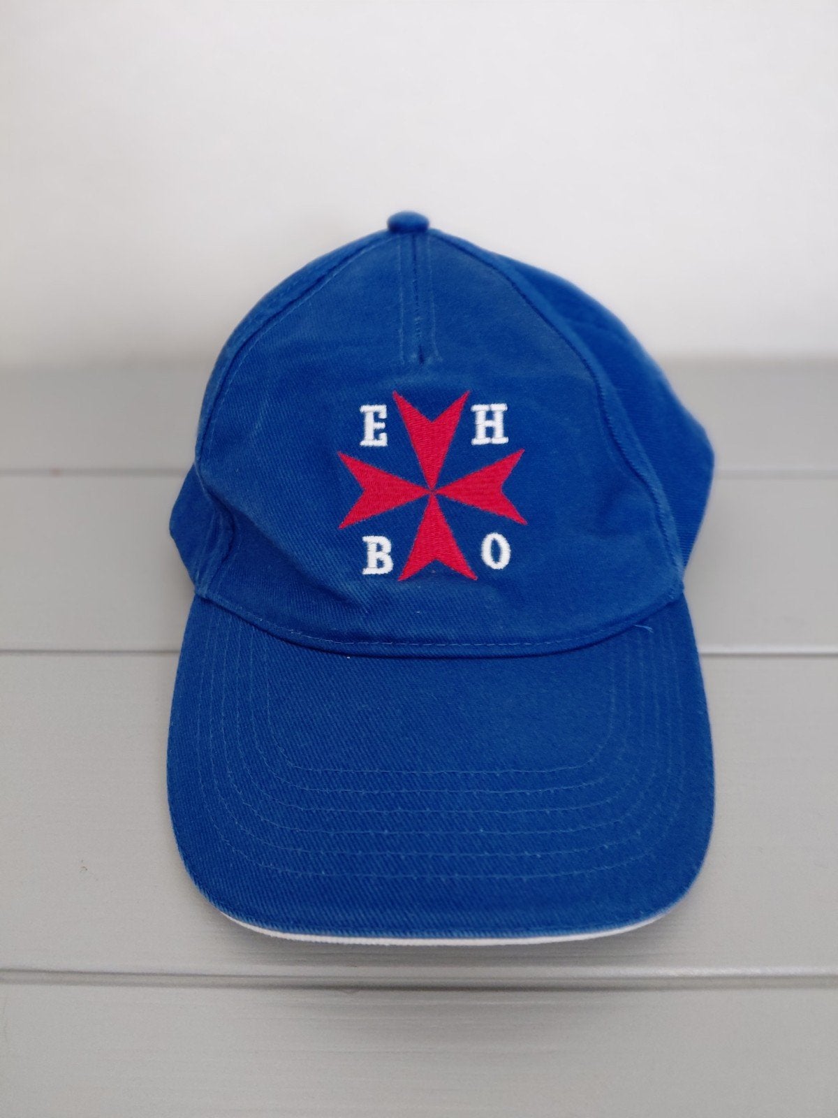 EHBO Pet - Blauwe baseballcap met EHBO-logo, Kleding | Heren, Ophalen of Verzenden, Zo goed als nieuw, One size fits all, Pet