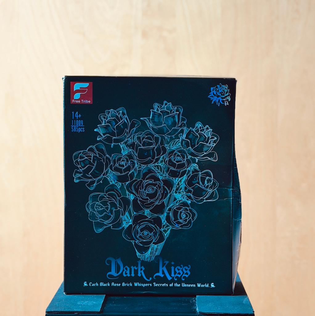 “Free Tribe” Dark Kiss zwarte rozen bouwset – 585 stukjes, Ophalen of Verzenden, Nieuw