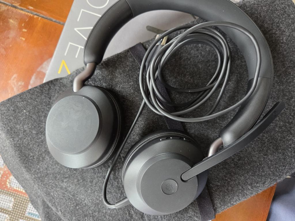 Jabra Evolve2 40 Headset, Computers en Software, Headsets, Ophalen, Nieuw, Over-ear, Mute-functie