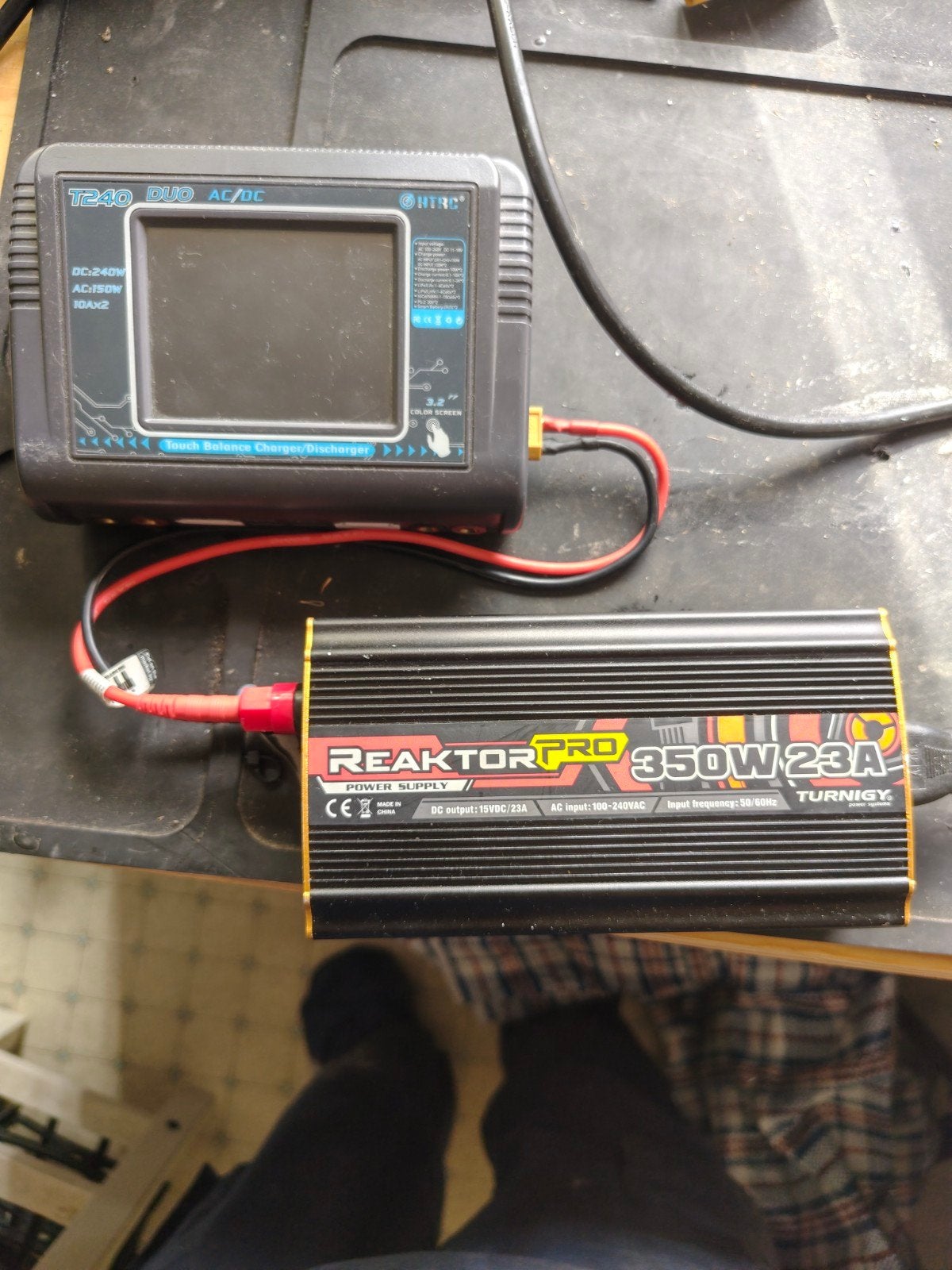 Htrc T240 Duo AC/DC Lader met Turnigy Reaktor Pro Voeding, Gebruikt, Onderdeel, Overige schalen, Overige typen