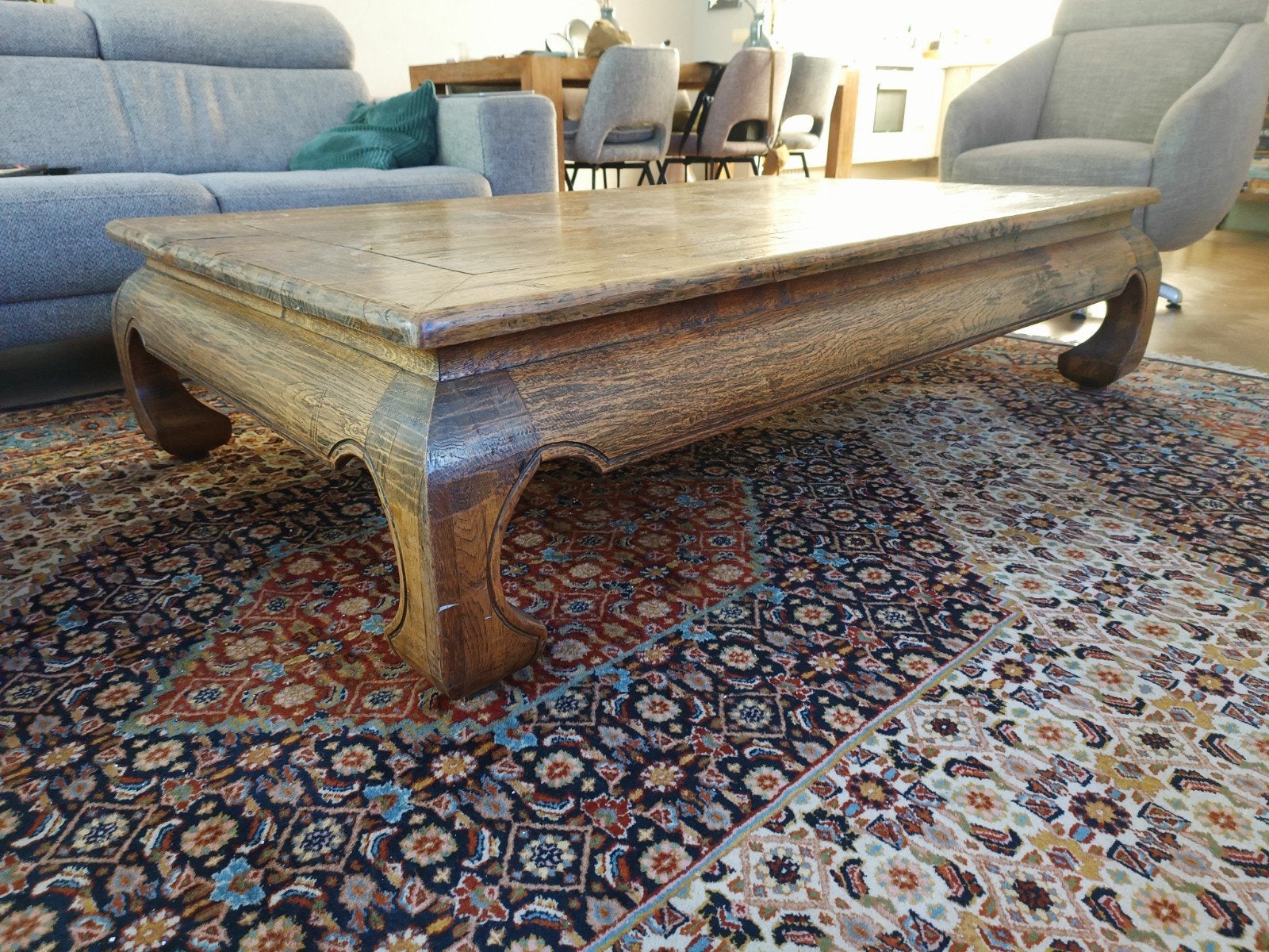 Robuuste houten salontafel, landelijke stijl, Huis en Inrichting, Gebruikt, Overige houtsoorten, 50 tot 100 cm, Ophalen of Verzenden