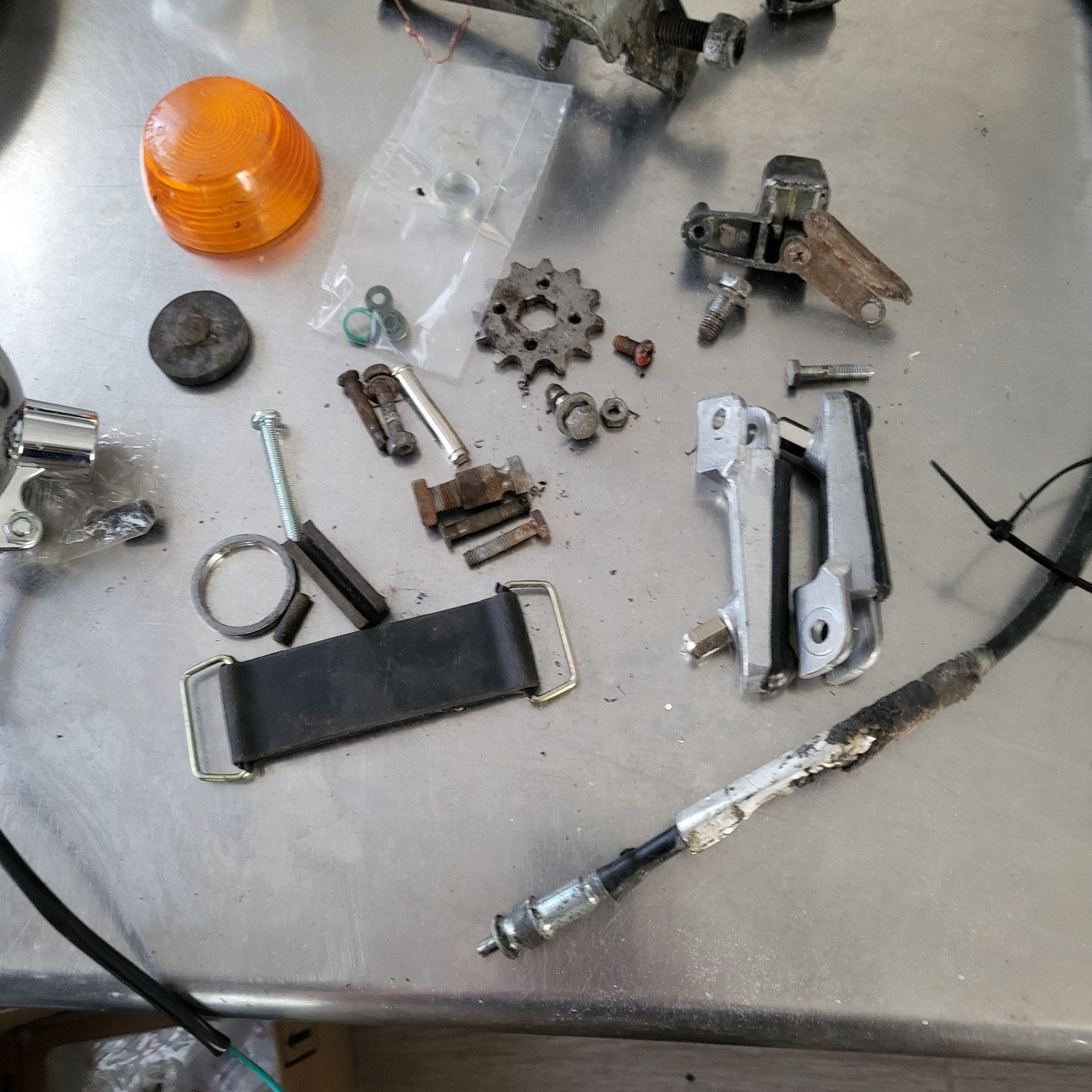 Diverse onderdelen honda cb50, Ophalen of Verzenden, Koplamp, Overige merken