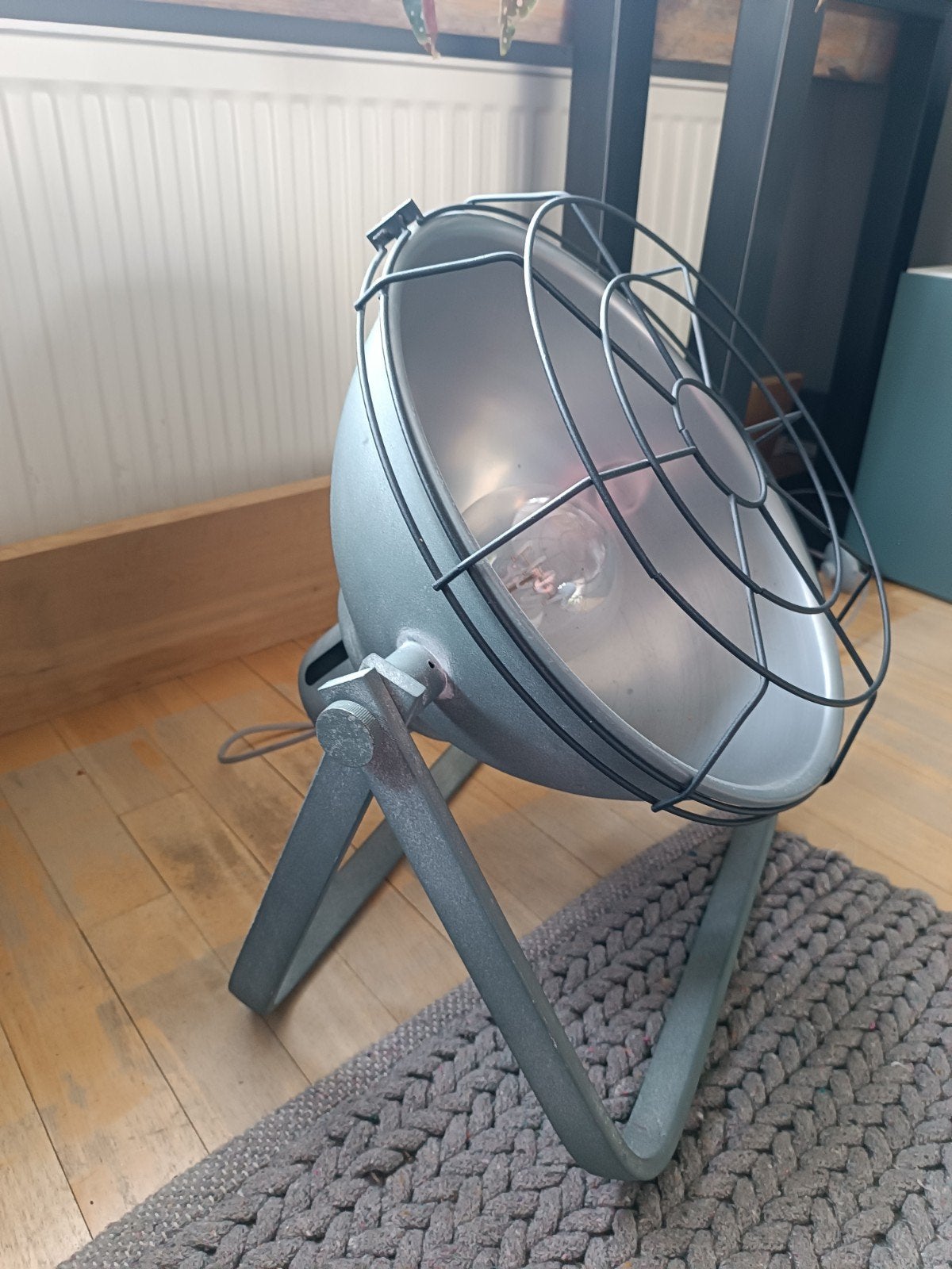 Industriële vloerlamp, Huis en Inrichting, Lampen | Vloerlampen, Ophalen, Gebruikt, Metaal, Minder dan 100 cm