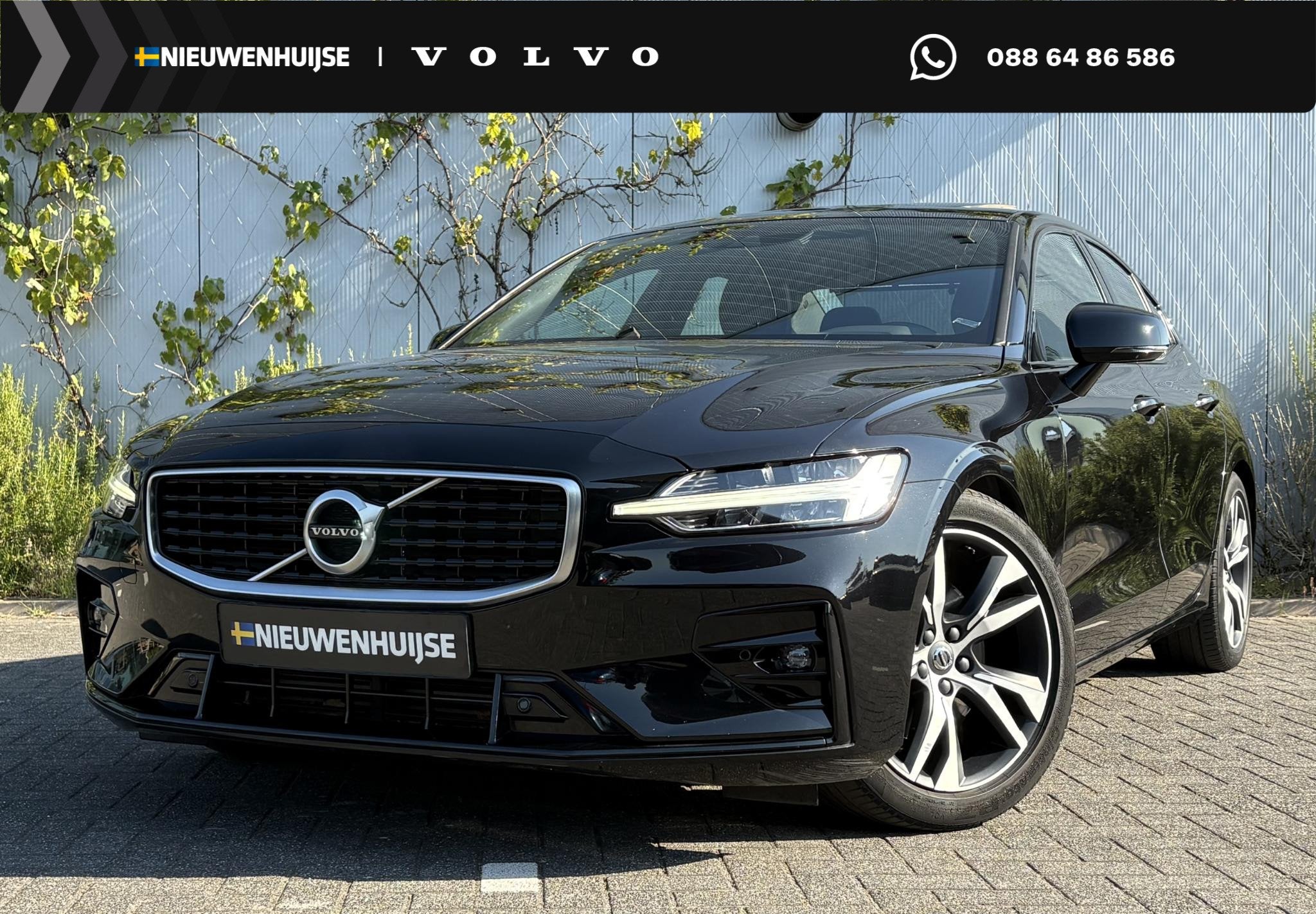 Volvo S60 2.0 T4 R-Design | Achteruitrijcamera | Parkeersens, 15 km/l, Euro 6, S60, Zwart