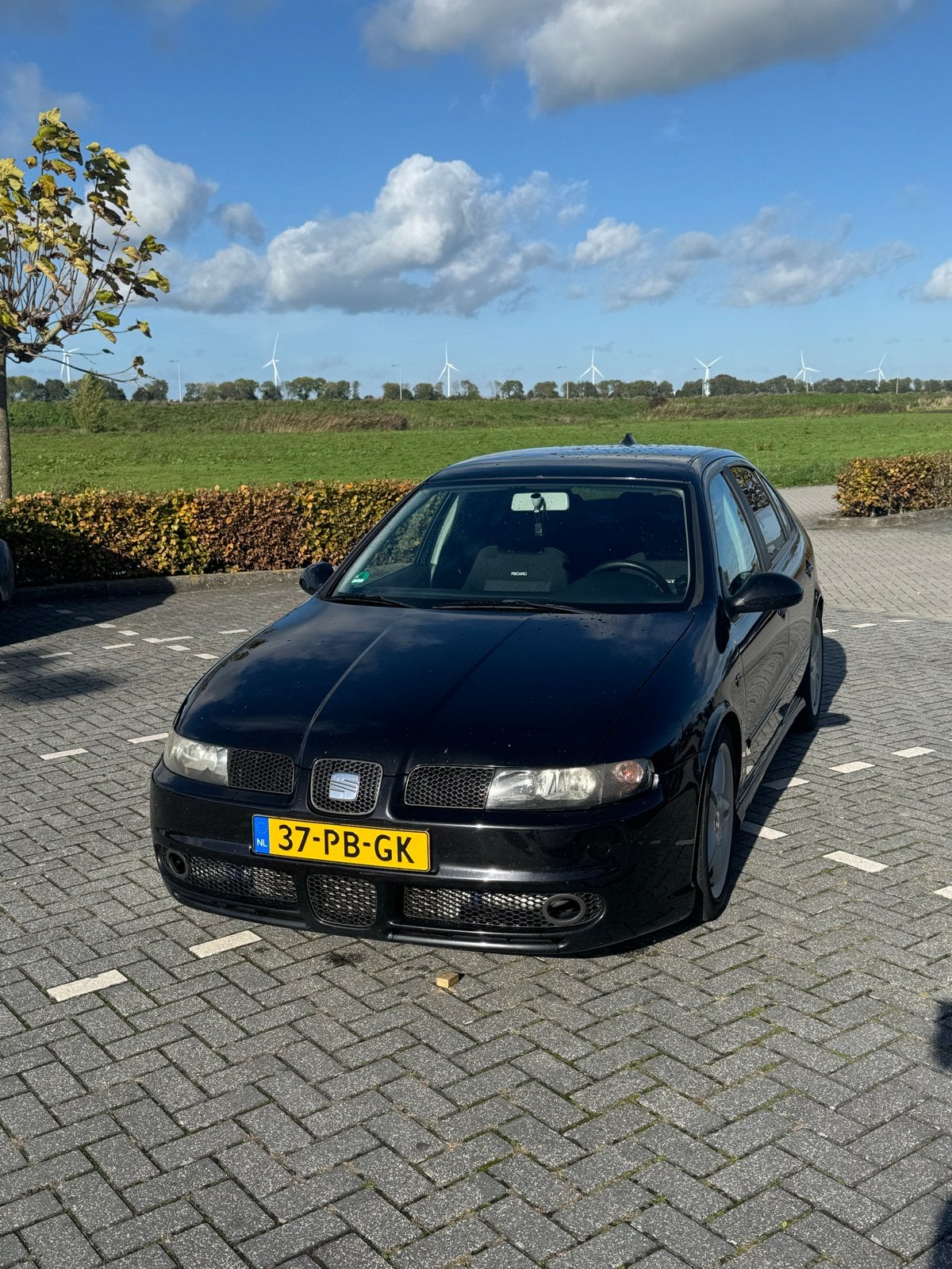 Seat Leon 1.8 20VT 230pk, Zwart, 4 cilinders, 1264 kg, Leon