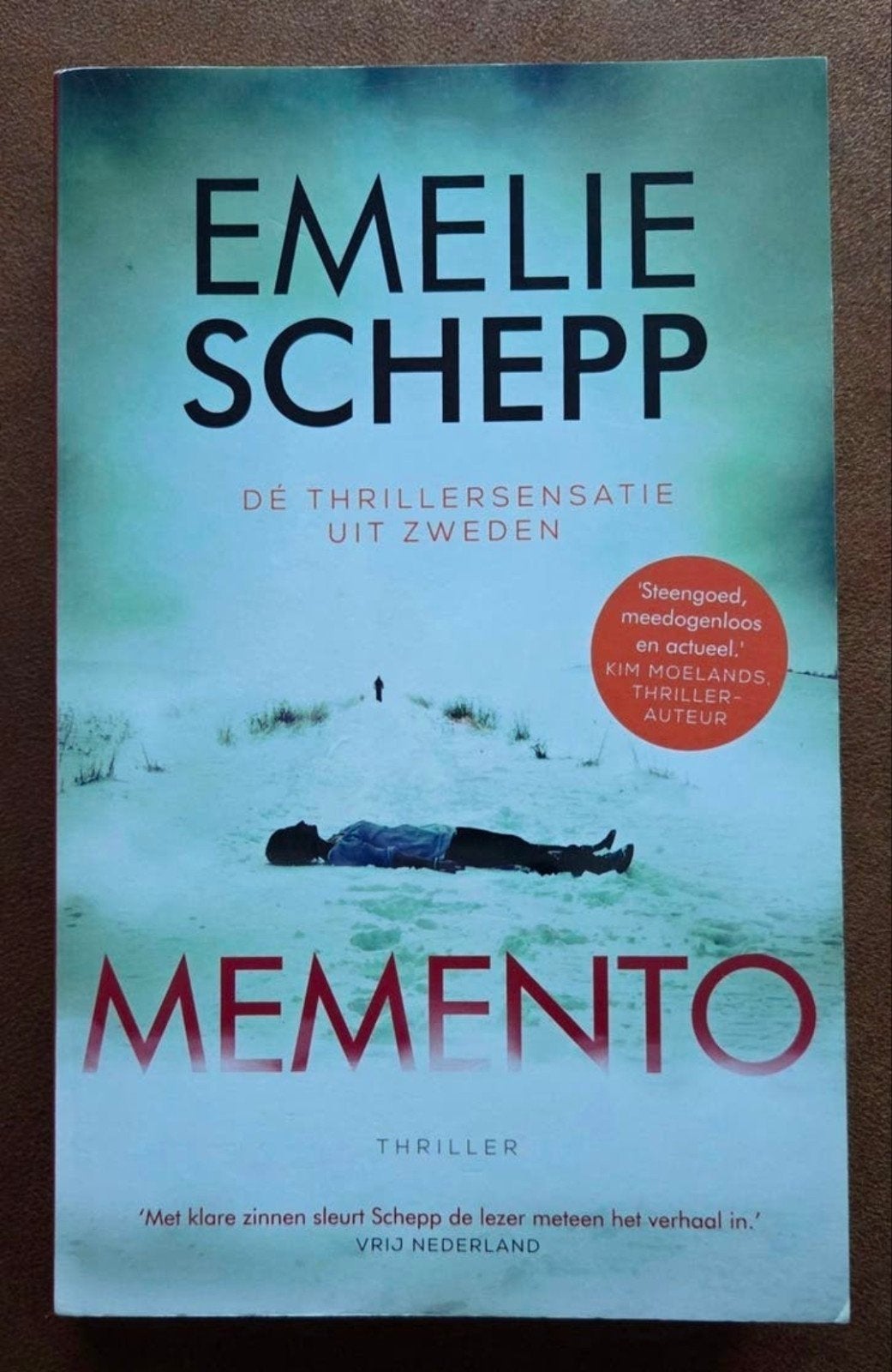 Emelie Schepp - Memento, Boeken, Thrillers, Zo goed als nieuw, Scandinavië, Ophalen of Verzenden