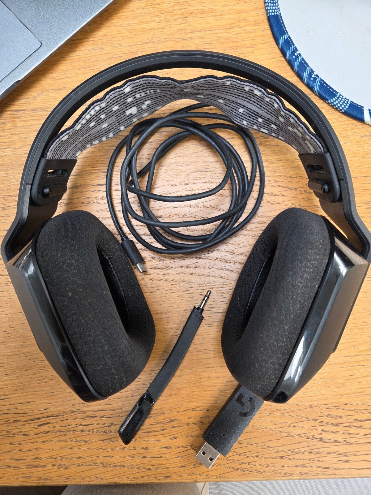 Logitech G733 Draadloze Gaming Headset - Zo goed als nieuw