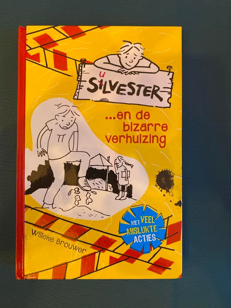 U Silvester en de bizarre verhuizing - Willeke Brouwer, Boeken, Ophalen of Verzenden, Zo goed als nieuw
