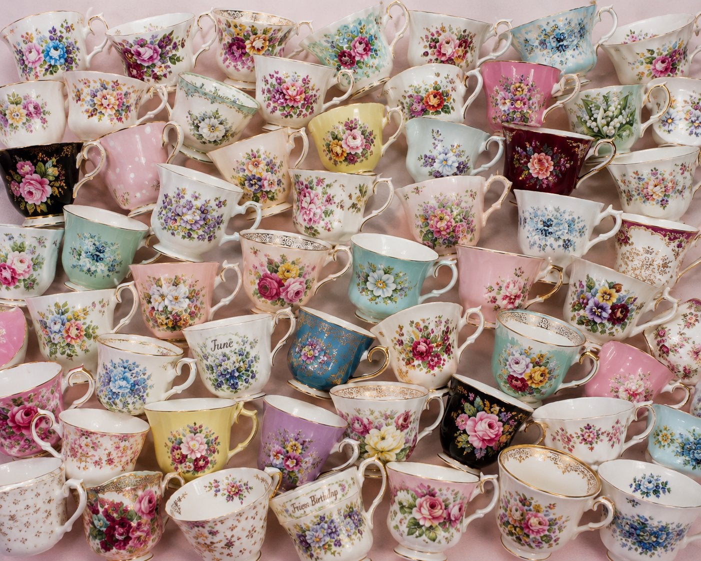 Te koop gevraagd: Royal Albert kopjes (zonder schotels), Ophalen of Verzenden