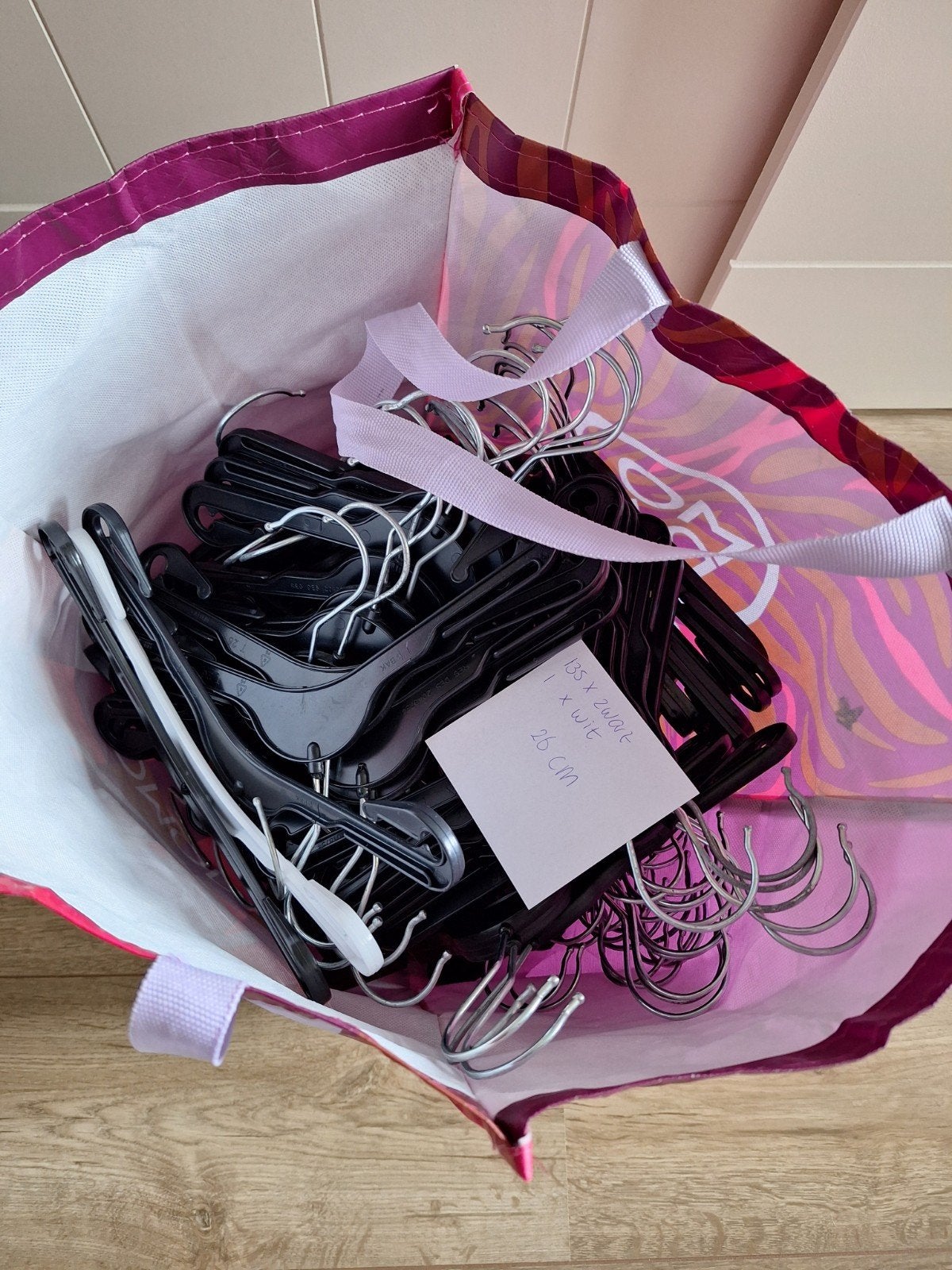 kleding hangers partij baby/ kindermaat, Ophalen of Verzenden, Gebruikt, Kunststof, Kinderen