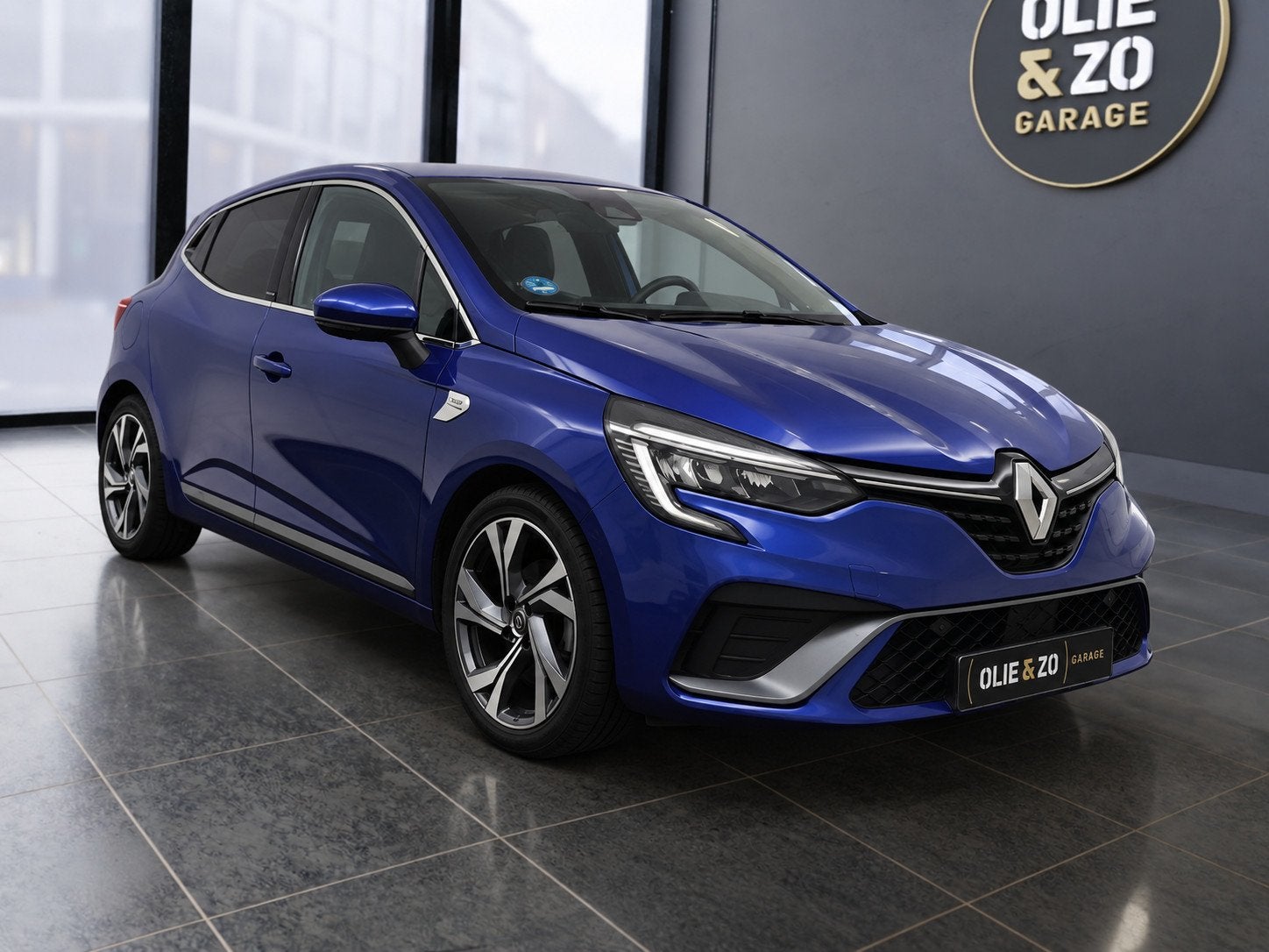 Renault Clio 1.6 E-Tech Hybrid 140 R.S. Line | Navi | Camera, Auto's, Verwarmde buitenspiegels, 28 km/l, Gebruikt, 4 cilinders