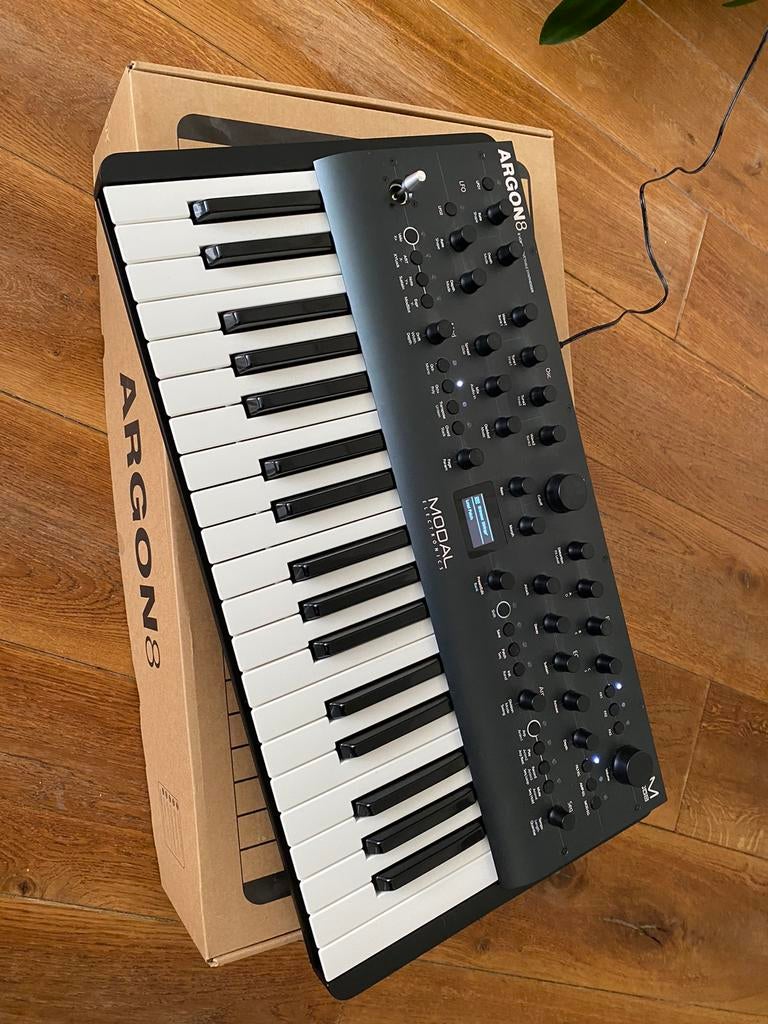 Modal Argon8 z.g.a.n., Muziek en Instrumenten, Ophalen, Zo goed als nieuw, Overige aantallen, Overige merken