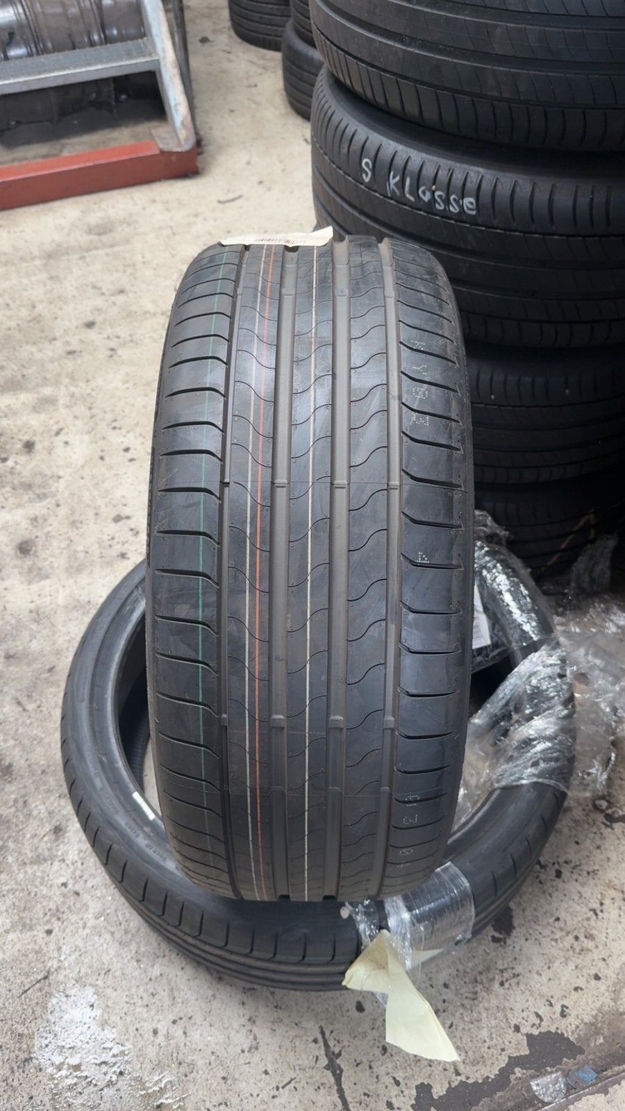 4x 255/35/22, Auto-onderdelen, Banden en Velgen, Ophalen, 255 mm, Nieuw, Overige maten