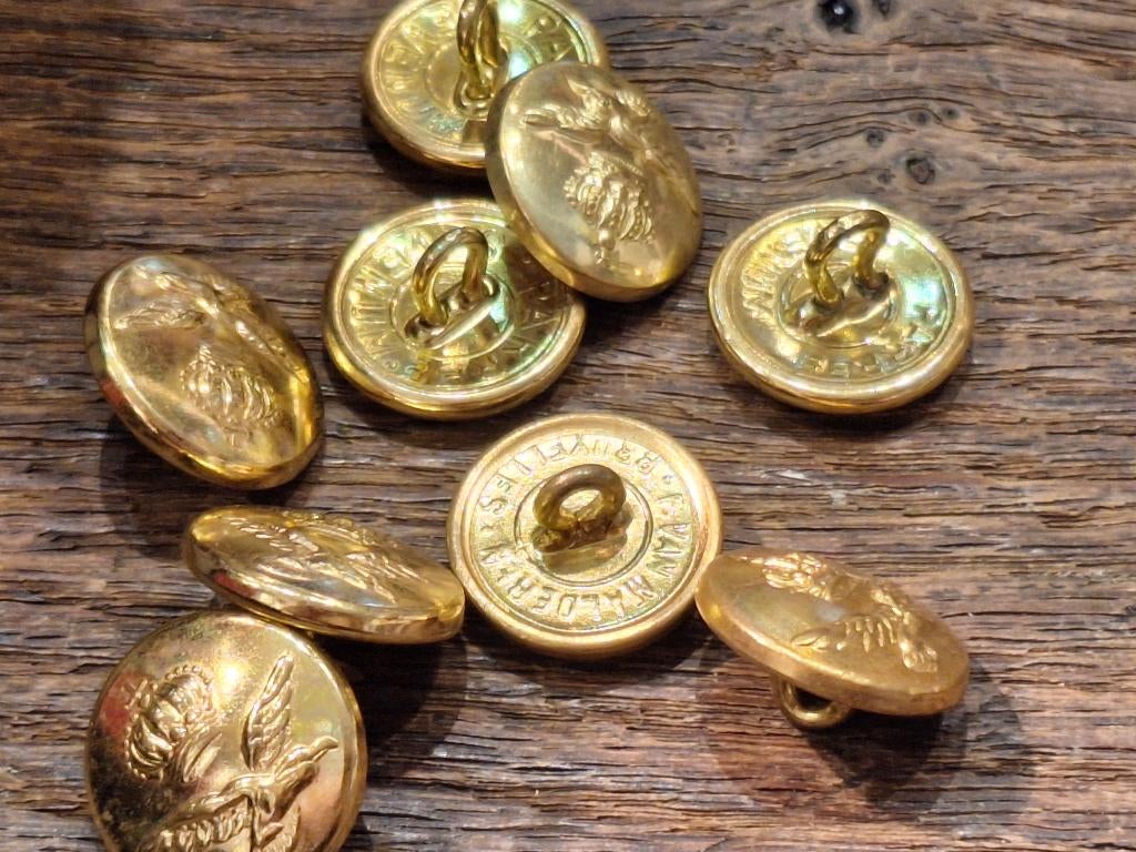 oude goudkleurige knoop Belgische luchtmacht, D 1,8 cm, Verzamelen, Militaria | Algemeen, Luchtmacht, Embleem of Badge, Overige gebieden